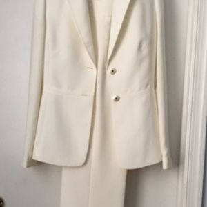Tahari Arthur Levine Ivory Pants Suit Size 2 Lined